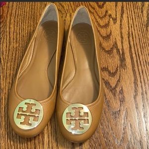 Gold/tan Tory Burch flats